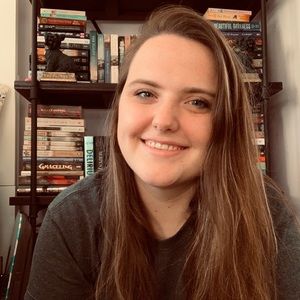 Meet your Posher, Elizabeth